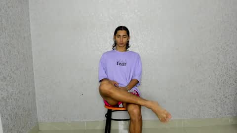 Snapshot of cute_boys18 chatting on January 19, 2:49 pm ARTURO-18  MATIAS-18  NIKOLAY-19  HADES-18  GABO-19 online show from January 19, 2:49 pm