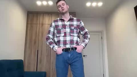 cute_skywalker online show from March 25, 7:56 am