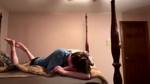 cuteboii29 online show from September 23, 2:44 am