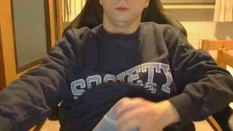 Cuteboy090 online show from April 21, 5:08 pm