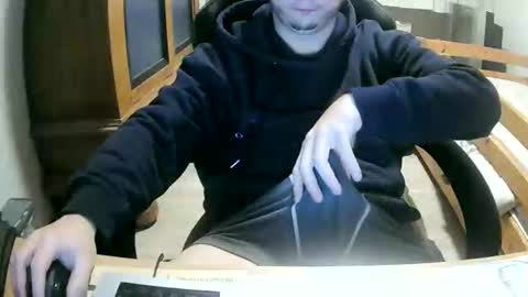 Cuteboy090 online show from November 27, 12:03 am