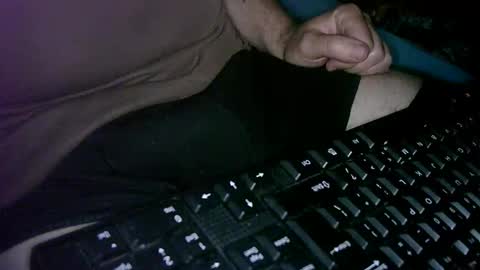 Snapshot of cuteman88 chatting on September 18, 11:07 pm Cuteman online show from September 18, 11:07 pm