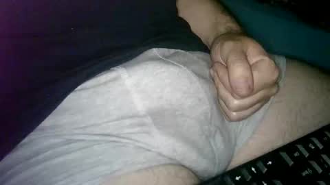 Snapshot of cuteman88 chatting on September 15, 10:55 pm Cuteman online show from September 15, 10:55 pm