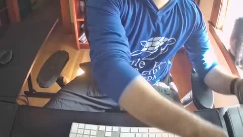 cutenerd15 online show from September 22, 5:12 pm