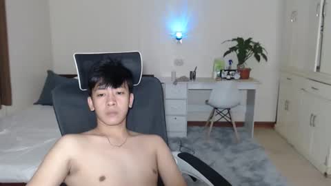 Neil Taylor online show from October 28, 12:40 pm