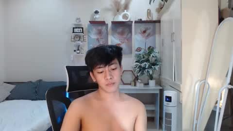 Neil Taylor online show from November 17, 5:05 pm