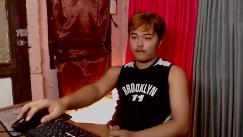 cutiepiejhon online show from February 1, 2:05 am