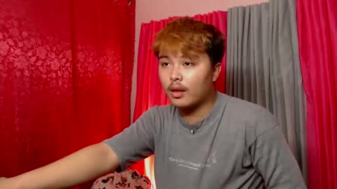 cutiepiejhon online show from February 3, 9:29 pm