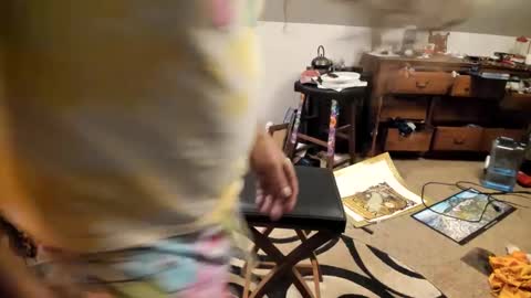 Andrew Thomas online show from October 7, 9:02 am