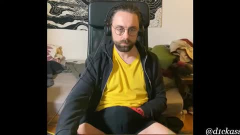 Snapshot of d1ckass chatting on October 25, 5:09 am d1ckass online show from October 25, 5:09 am