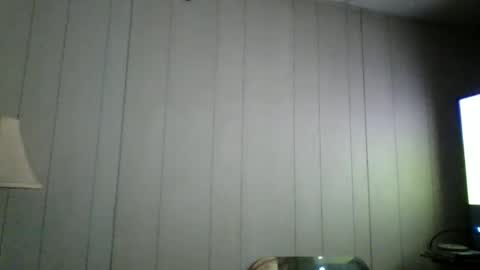 Snapshot of d1d_u_m1ss_1t chatting on October 3, 9:47 am d1d_u_m1ss_1t online show from October 3, 9:47 am