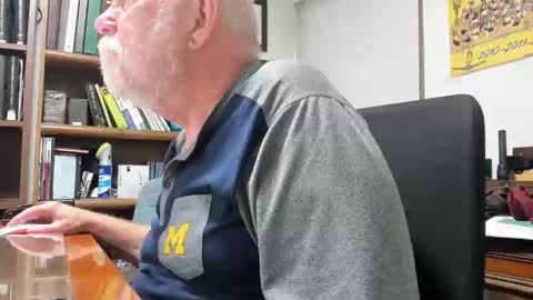 Snapshot of dack47 chatting on October 30, 3:02 pm dack47 online show from October 30, 3:02 pm