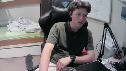 daddy__desires online show from April 16, 7:41 am