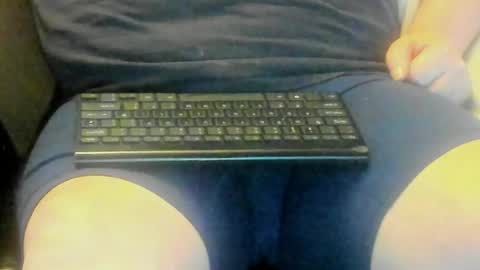 daddy_dick_0 online show from April 15, 5:24 pm