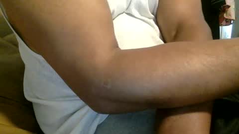 JOI use emoji thumbs up Faster   Thumbs down Slower    Hi Hand Stop    Fist Start.Stop online show from September 28, 5:11 pm