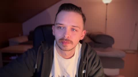 Daimon  online show from February 7, 1:15 am