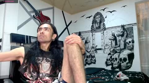 Snapshot of daimon_rock01 chatting on January 15, 4:15 am felipe online show from January 15, 4:15 am