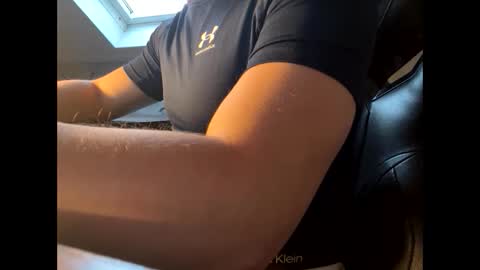 dakken online show from January 25, 3:30 pm