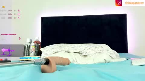     online show from January 14, 4:15 am