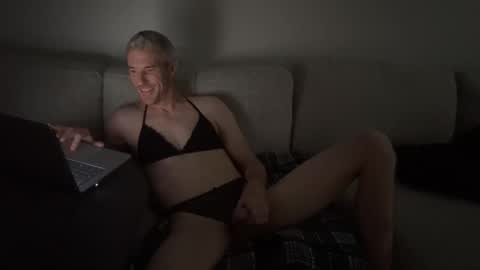 dallasjmg online show from November 20, 4:50 pm