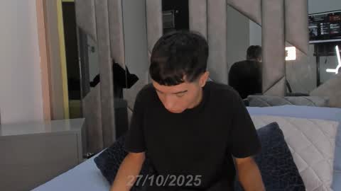 Dallen Grant online show from October 27, 12:07 pm