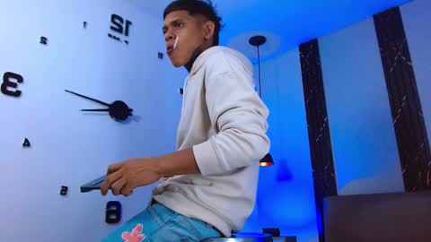 damar_felipe online show from November 6, 2:47 am