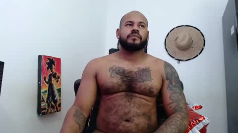 damian64436171 online show from April 15, 11:04 pm