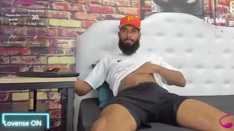 damian_shakur online show from February 2, 12:24 pm