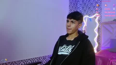 damian_tay online show from May 25, 12:00 pm
