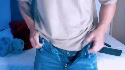 INSTAGRAM  DAMMIANMILLEROFICIAL online show from November 18, 1:53 am