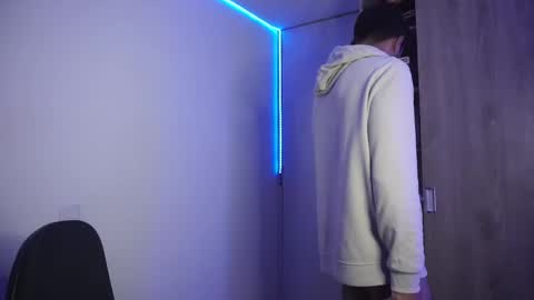 damon_frost online show from December 28, 12:47 pm