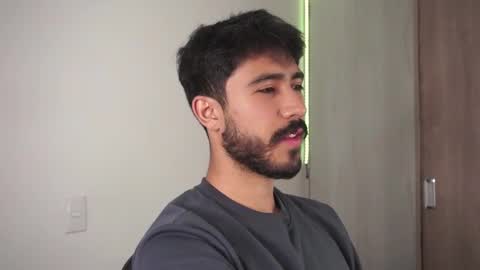 damon_frost online show from December 22, 5:01 am