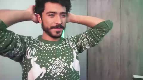 damon_frost online show from December 2, 10:32 pm