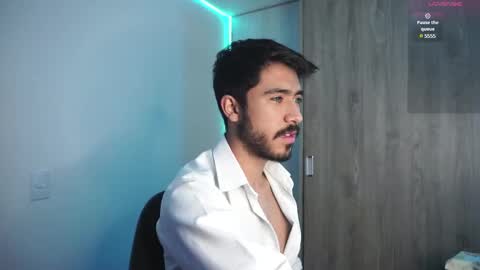 damon_frost online show from January 14, 9:30 pm