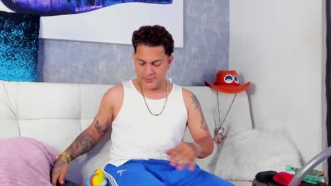 DAMON  online show from April 9, 6:30 am