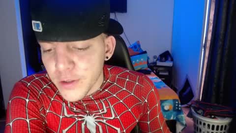 Snapshot of daniel_vargas5 chatting on October 24, 8:54 pm Daniel online show from October 24, 8:54 pm