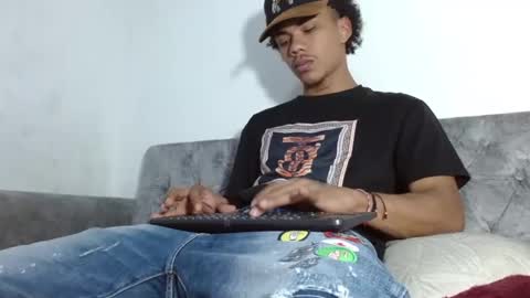 JUAN online show from January 6, 7:35 pm