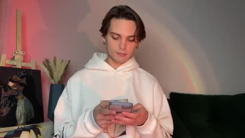 danieltuckerr online show from February 3, 4:45 pm