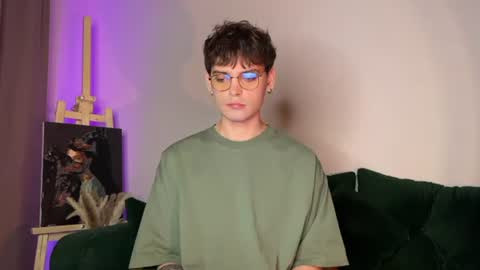danieltuckerr online show from July 13, 10:44 pm