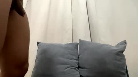 Masked online show from March 1, 4:26 am