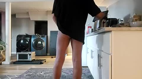 danimal5000 online show from September 29, 2:46 pm