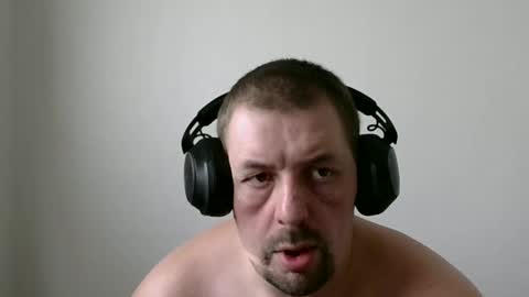 Snapshot of danishman1980 chatting on March 7, 3:28 pm danishman1980 online show from March 7, 3:28 pm