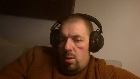 Snapshot of danishman1980 chatting on February 9, 11:57 pm danishman1980 online show from February 9, 11:57 pm