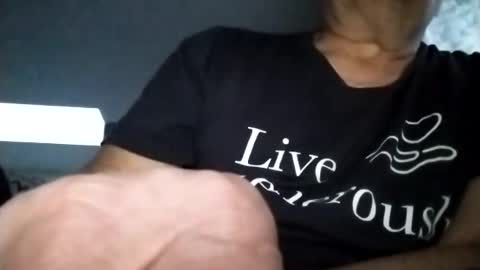 dannowisc online show from March 3, 1:07 pm