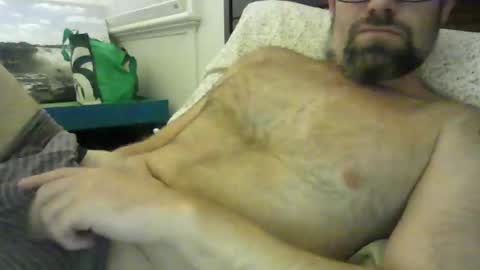 Snapshot of danroof2023 chatting on February 11, 11:32 am danroof2023 online show from February 11, 11:32 am