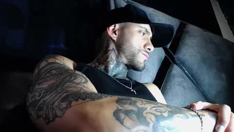 dante_d_angelo_ online show from March 22, 10:59 pm