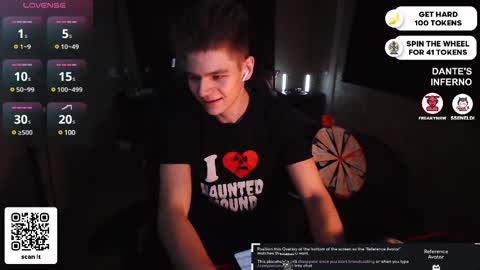 Snapshot of dantebigboi chatting on March 9, 9:14 pm Daniel online show from March 9, 9:14 pm