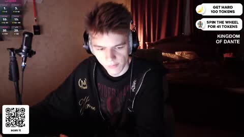 Snapshot of dantebigboi chatting on February 24, 6:47 pm Daniel online show from February 24, 6:47 pm