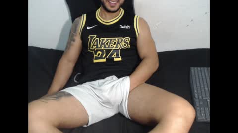 dantebrown1 online show from January 10, 3:50 am