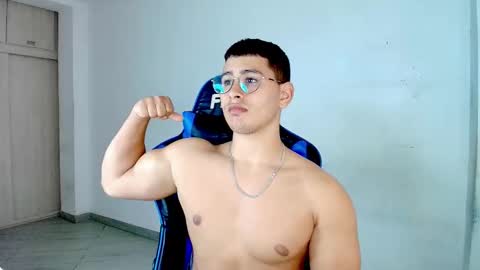 Dantraxx online show from February 23, 8:43 pm